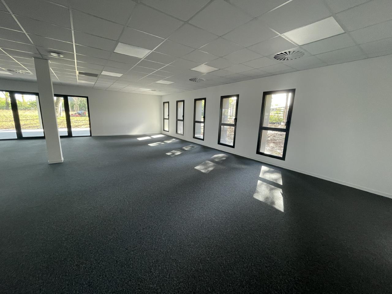 Bureau Saint-Grégoire 486m² Location bureau Saint-Grégoire Ille-et-Vilaine OLBUR2311276 5